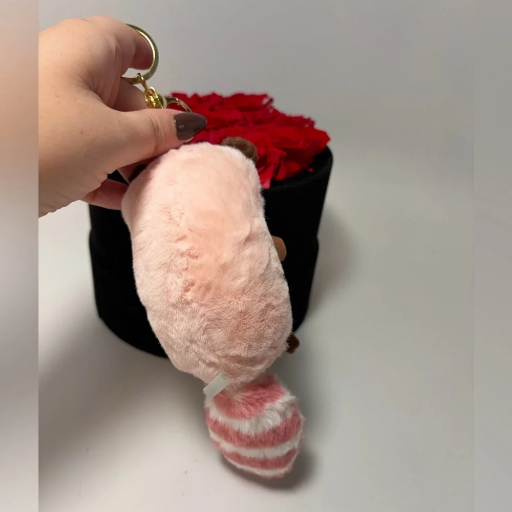 Plush Raccoon Bag Charm Keychain – Pink Faux Fur Tail Cute - Picture 5 of 6